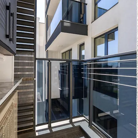 Fancy With Private Parking In New Building *